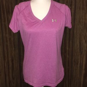 Under armour short sleeve, semi fitted, heat gear
